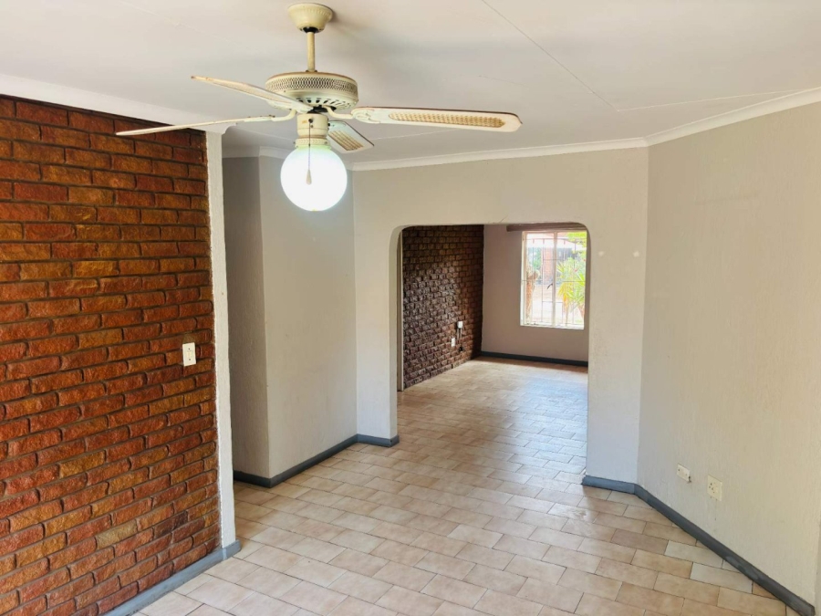 To Let 3 Bedroom Property for Rent in Bendor Limpopo