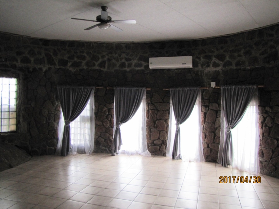 Commercial Property for Sale in Roossenekal AH Limpopo
