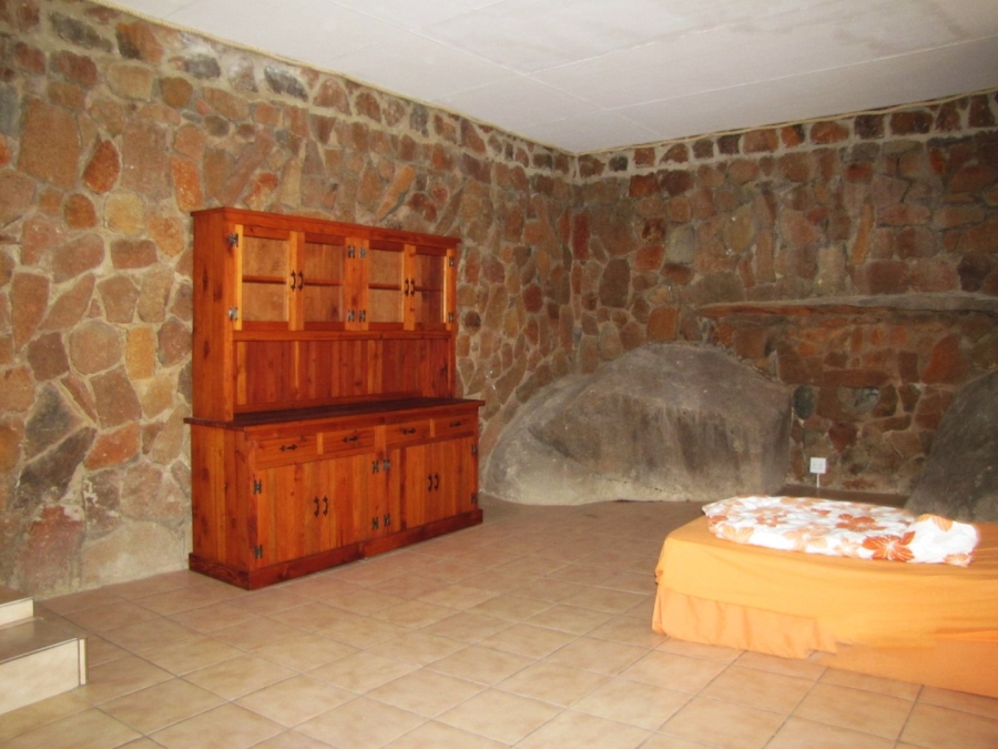 Commercial Property for Sale in Roossenekal AH Limpopo