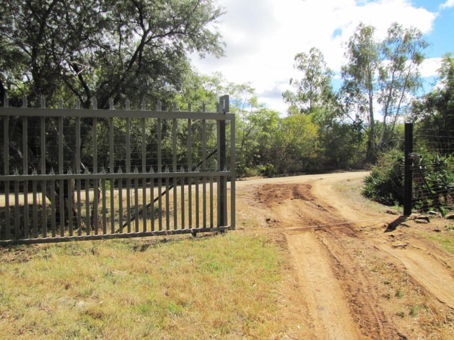Commercial Property for Sale in Roossenekal AH Limpopo