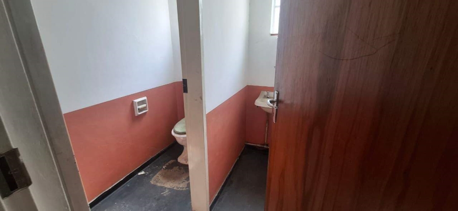To Let Commercial Property for Rent in Polokwane Industria Limpopo