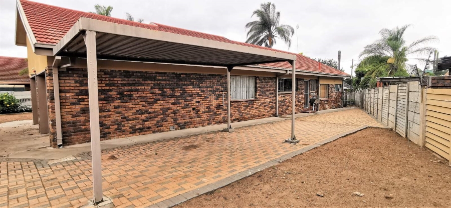 4 Bedroom Property for Sale in Ivy Park Limpopo