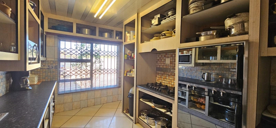 4 Bedroom Property for Sale in Flora Park Limpopo