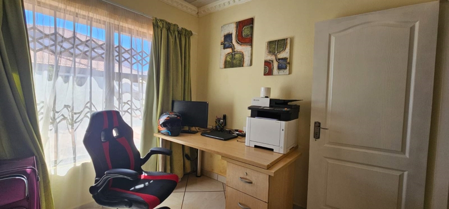 4 Bedroom Property for Sale in Flora Park Limpopo