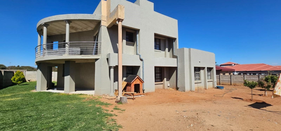 4 Bedroom Property for Sale in Flora Park Limpopo