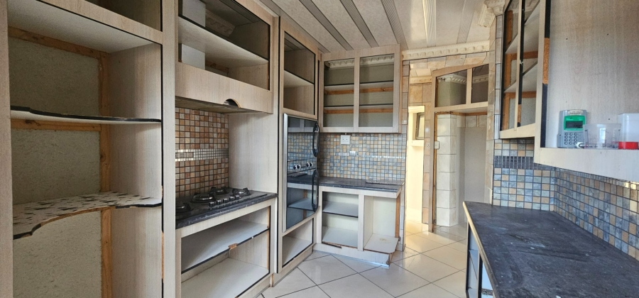 4 Bedroom Property for Sale in Flora Park Limpopo