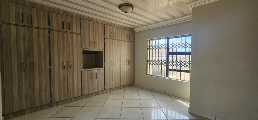 4 Bedroom Property for Sale in Flora Park Limpopo