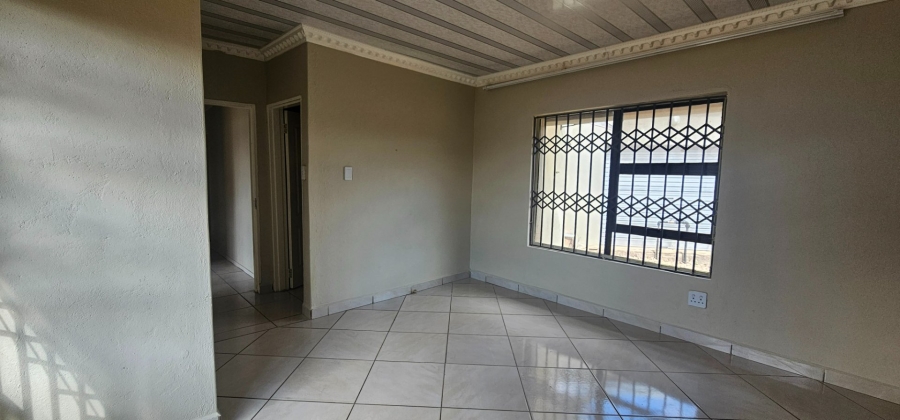 4 Bedroom Property for Sale in Flora Park Limpopo