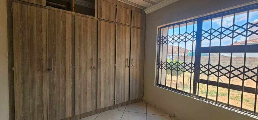 4 Bedroom Property for Sale in Flora Park Limpopo