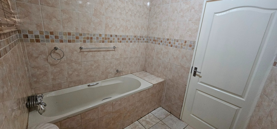 4 Bedroom Property for Sale in Flora Park Limpopo