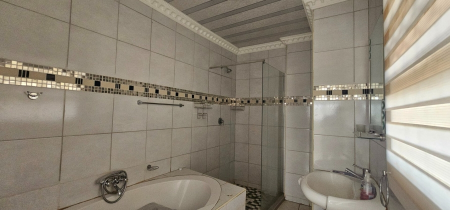 4 Bedroom Property for Sale in Flora Park Limpopo
