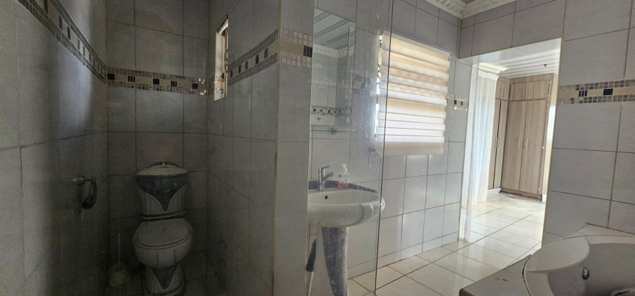 4 Bedroom Property for Sale in Flora Park Limpopo