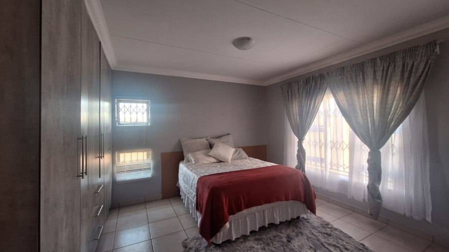 To Let 3 Bedroom Property for Rent in Chroompark Limpopo