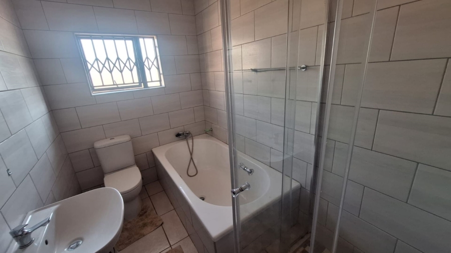 To Let 3 Bedroom Property for Rent in Chroompark Limpopo