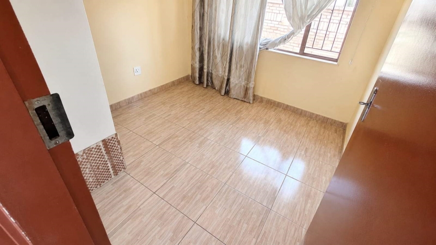 3 Bedroom Property for Sale in Chroompark Limpopo