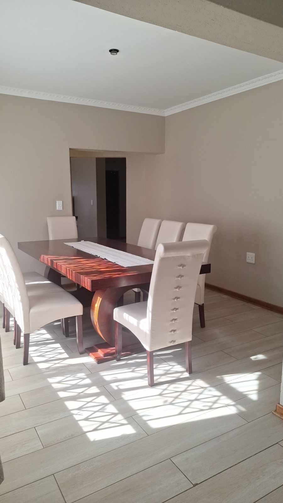 To Let 4 Bedroom Property for Rent in Nirvana Limpopo
