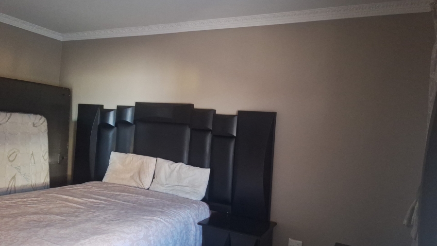 To Let 4 Bedroom Property for Rent in Nirvana Limpopo