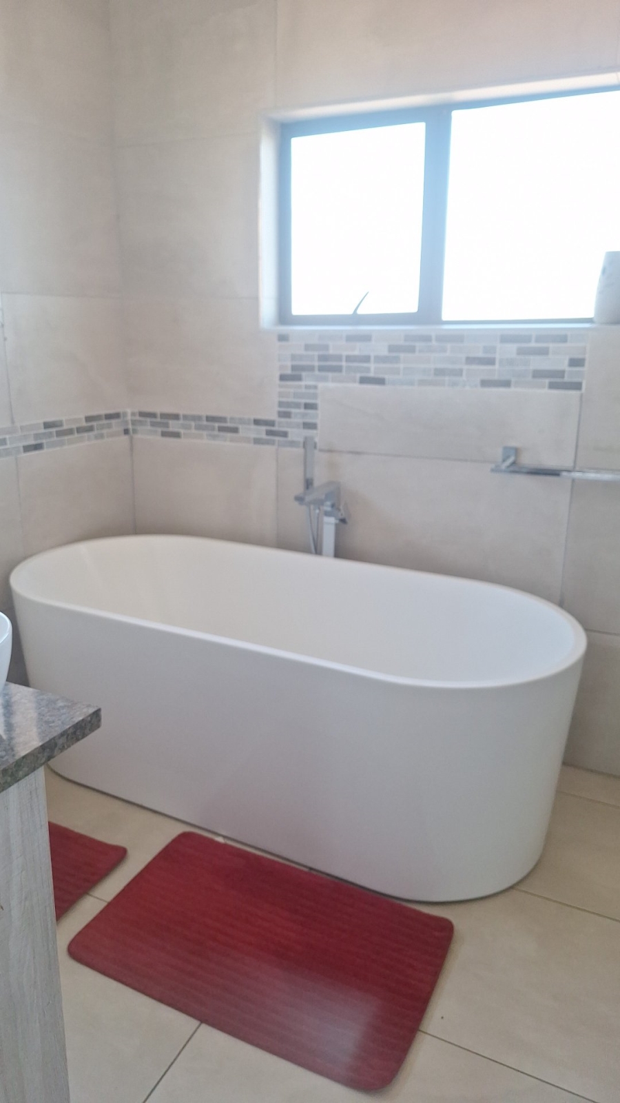 To Let 4 Bedroom Property for Rent in Nirvana Limpopo