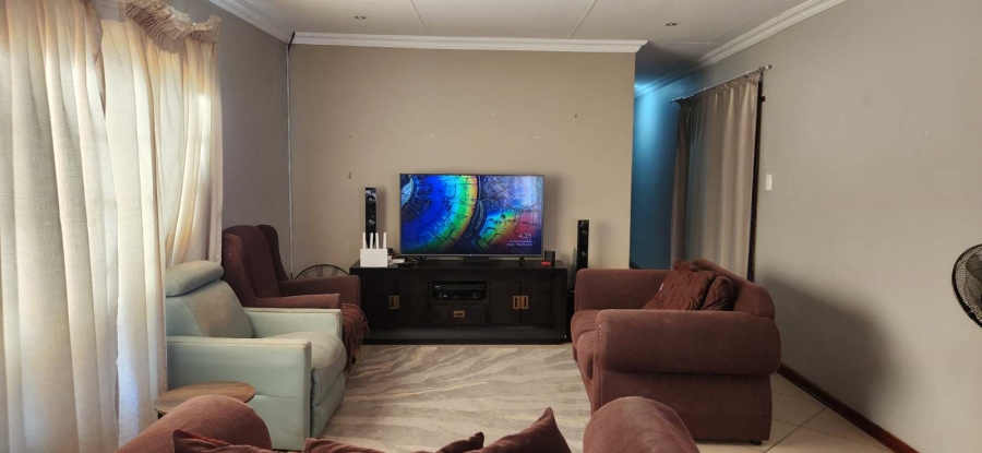 3 Bedroom Property for Sale in Bendor Limpopo