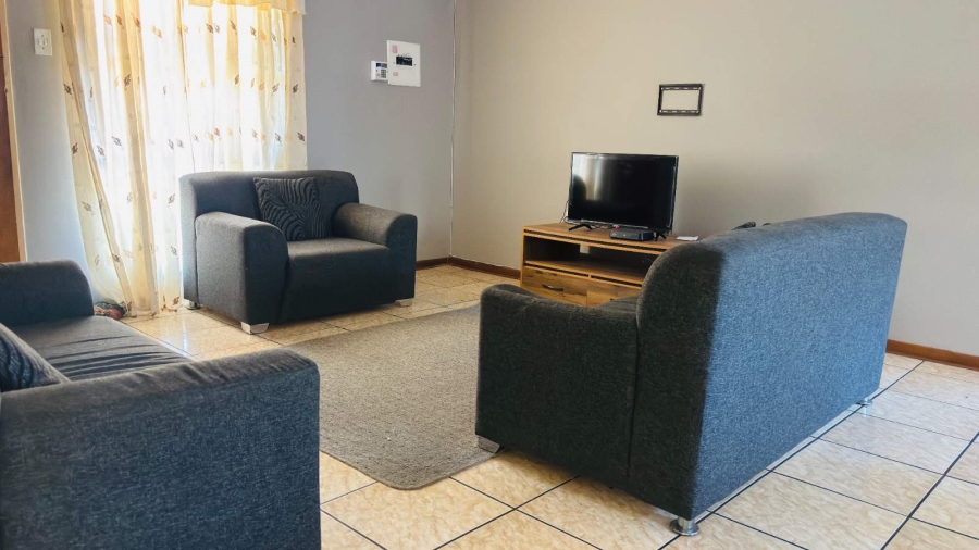 To Let 2 Bedroom Property for Rent in Moregloed Limpopo