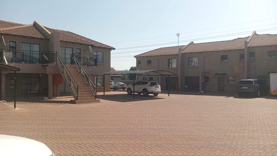 To Let 2 Bedroom Property for Rent in Debron Limpopo