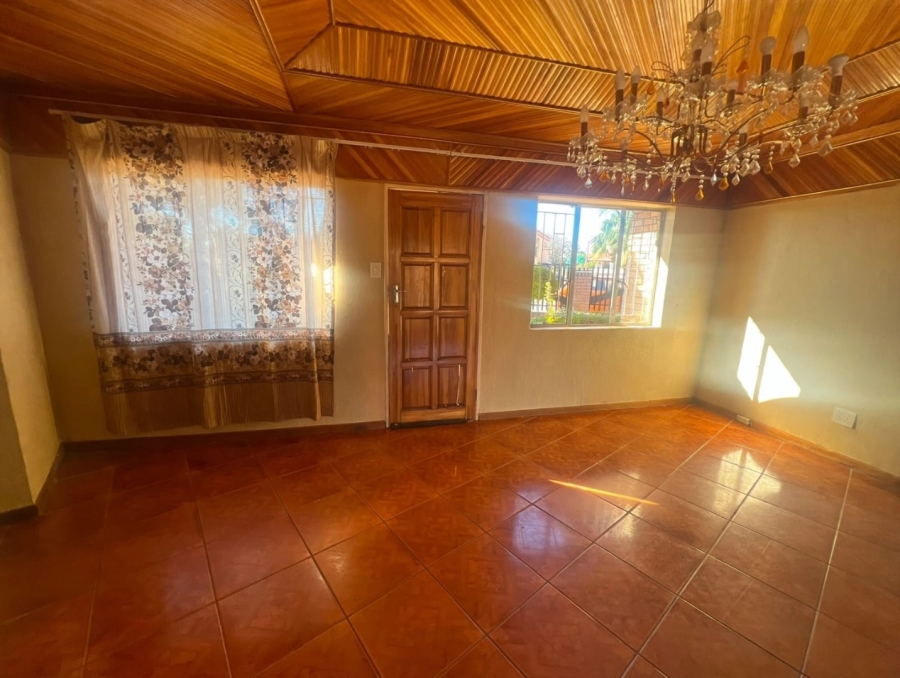 4 Bedroom Property for Sale in Flora Park Limpopo