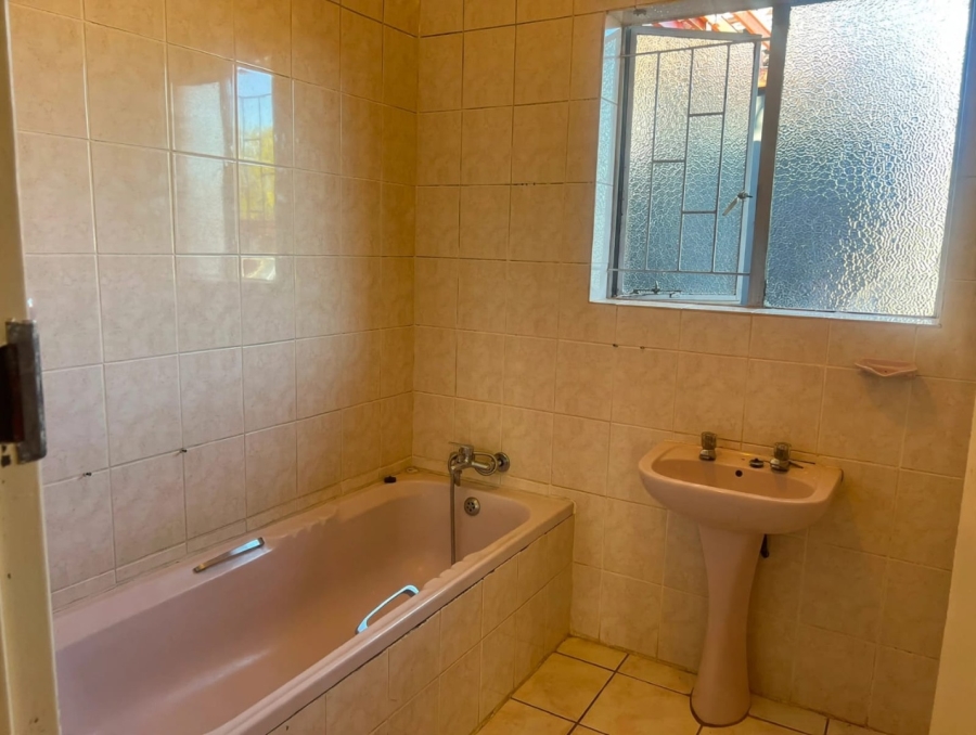 4 Bedroom Property for Sale in Flora Park Limpopo