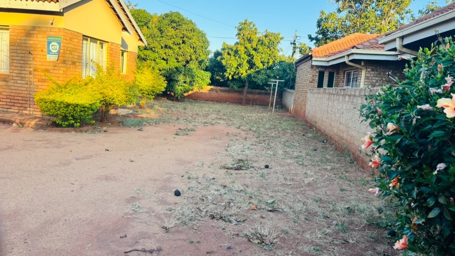 2 Bedroom Property for Sale in Lebowakgomo Zone B Limpopo