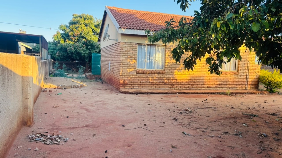 2 Bedroom Property for Sale in Lebowakgomo Zone B Limpopo