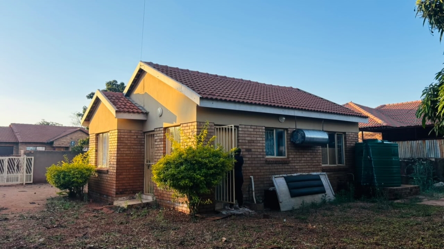 2 Bedroom Property for Sale in Lebowakgomo Zone B Limpopo