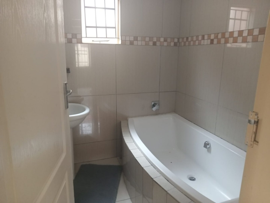 To Let 3 Bedroom Property for Rent in Waterberry Country Estate Limpopo