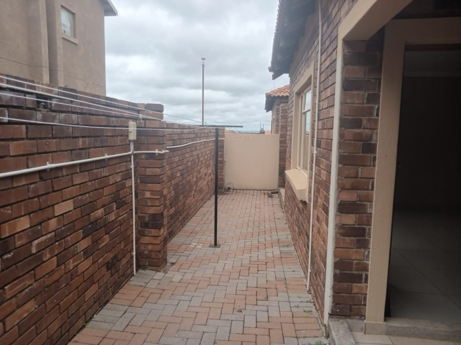 To Let 3 Bedroom Property for Rent in Waterberry Country Estate Limpopo
