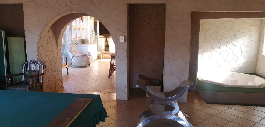 5 Bedroom Property for Sale in Welgelegen Limpopo