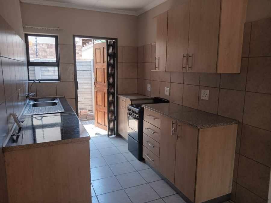 To Let 3 Bedroom Property for Rent in Annadale Limpopo