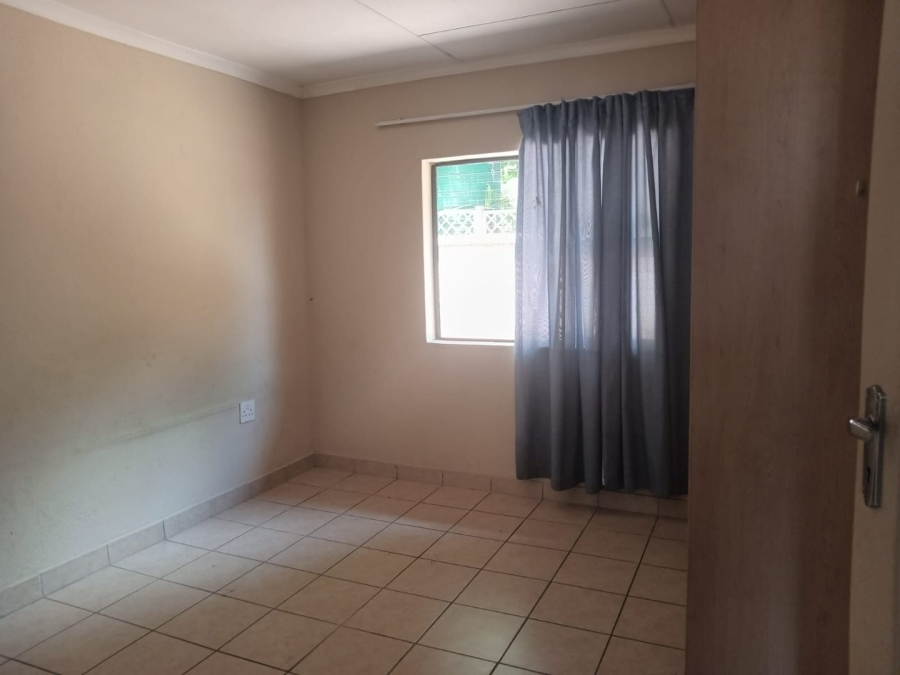 To Let 3 Bedroom Property for Rent in Annadale Limpopo