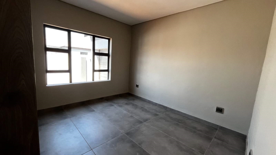 3 Bedroom Property for Sale in Bendor Meadows Limpopo