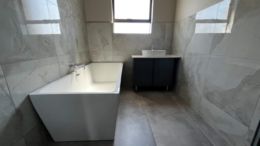 3 Bedroom Property for Sale in Bendor Meadows Limpopo