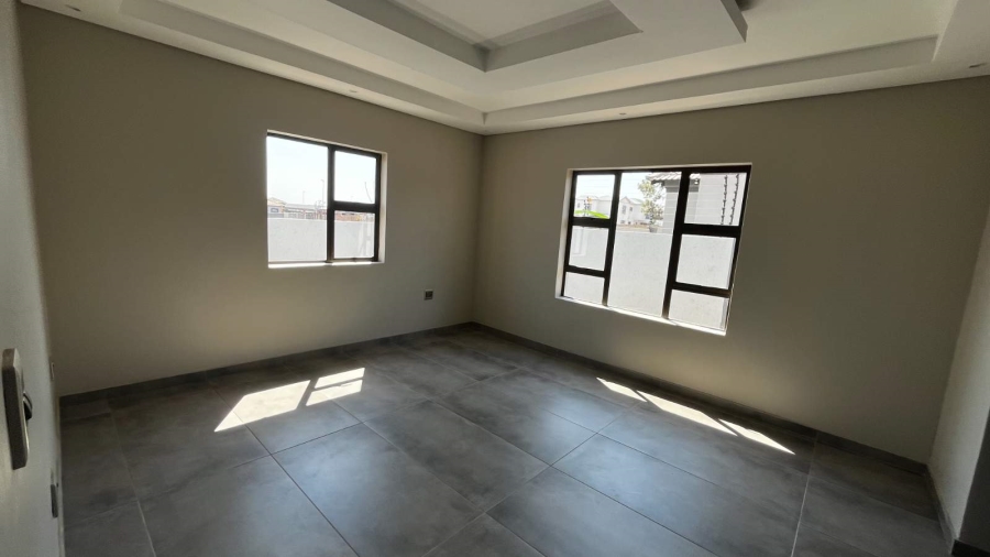 3 Bedroom Property for Sale in Bendor Meadows Limpopo