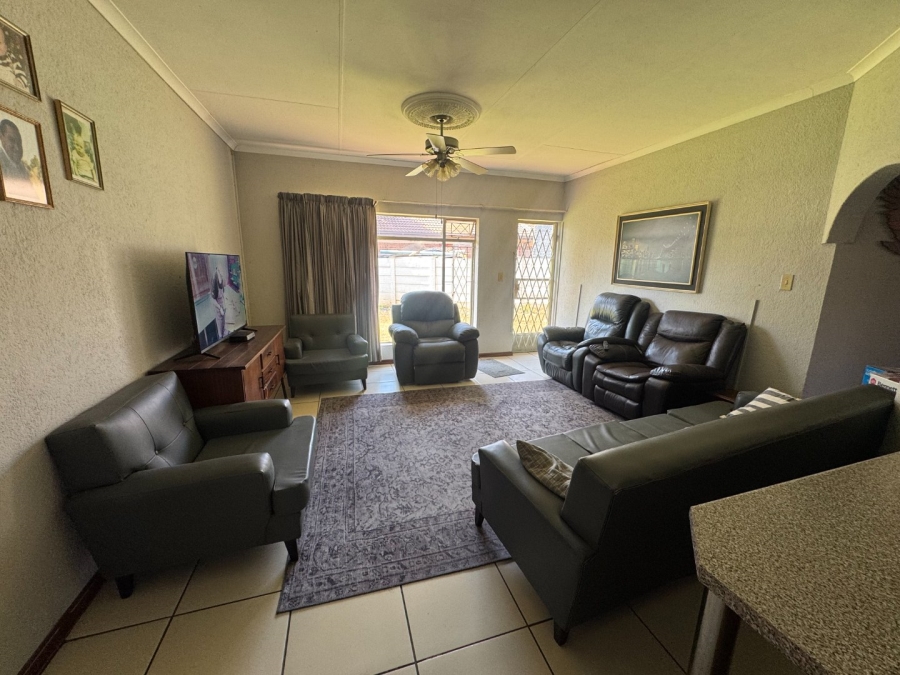 3 Bedroom Property for Sale in Flora Park Limpopo