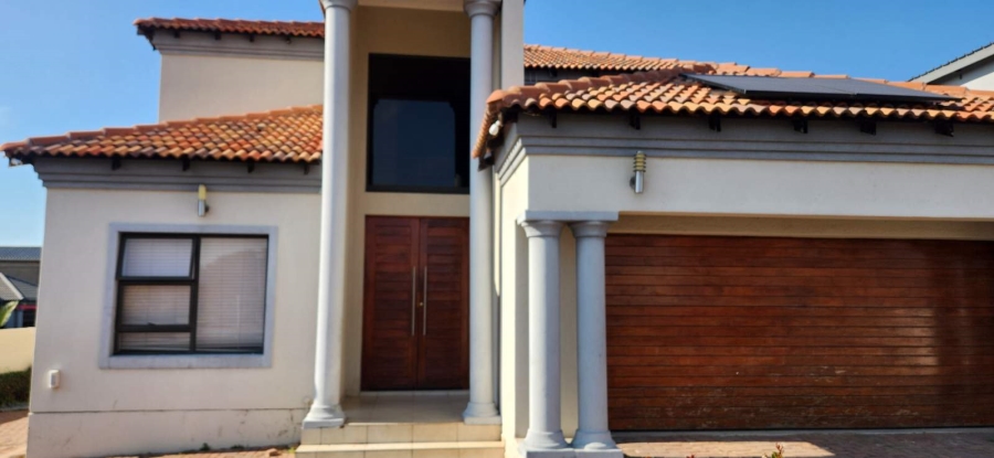 4 Bedroom Property for Sale in Woodhill Estate Limpopo