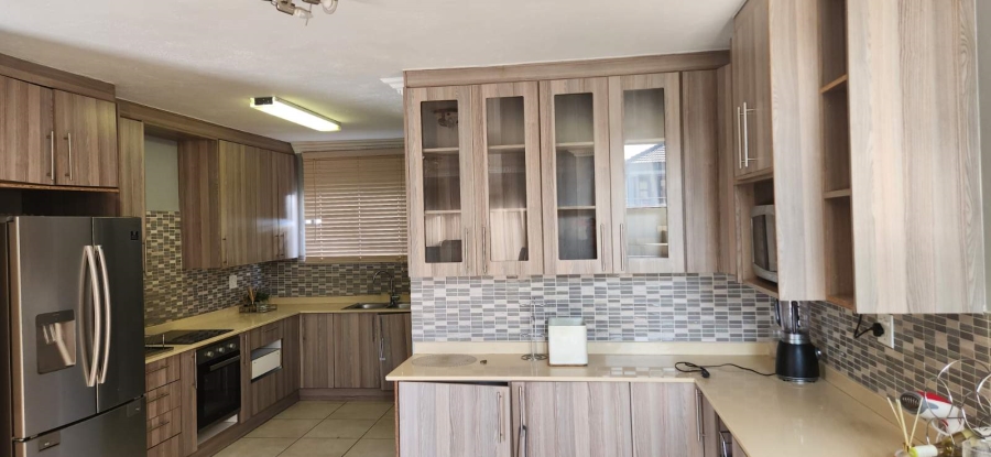 4 Bedroom Property for Sale in Woodhill Estate Limpopo