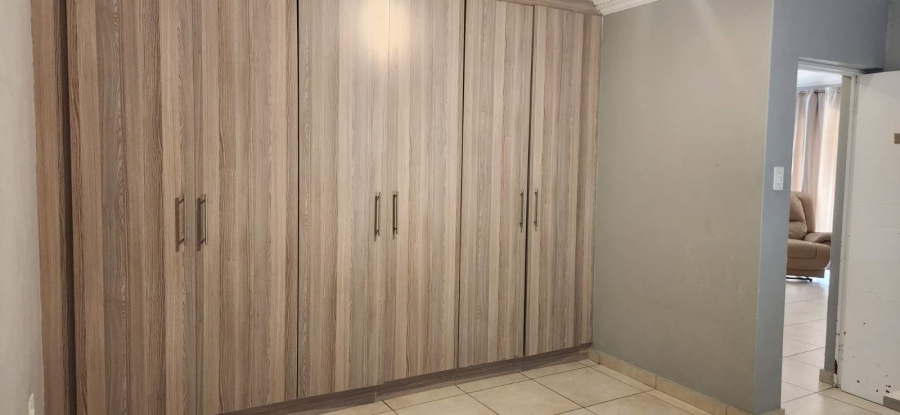 4 Bedroom Property for Sale in Woodhill Estate Limpopo