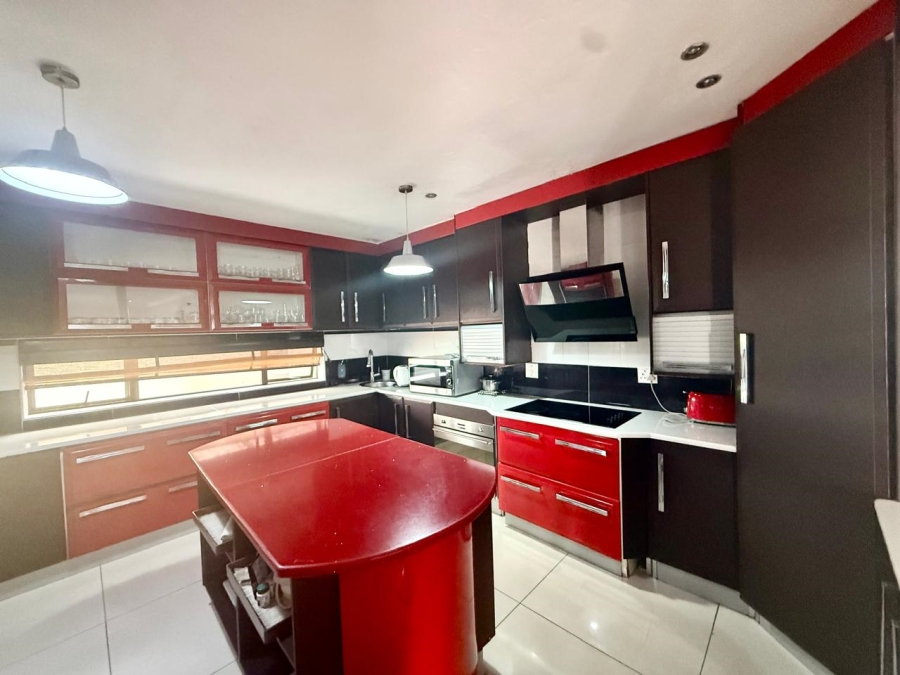 6 Bedroom Property for Sale in Waterberry Country Estate Limpopo