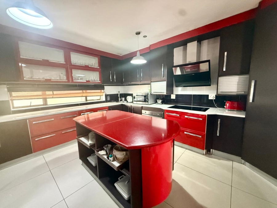 6 Bedroom Property for Sale in Waterberry Country Estate Limpopo
