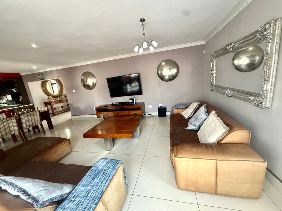 6 Bedroom Property for Sale in Waterberry Country Estate Limpopo