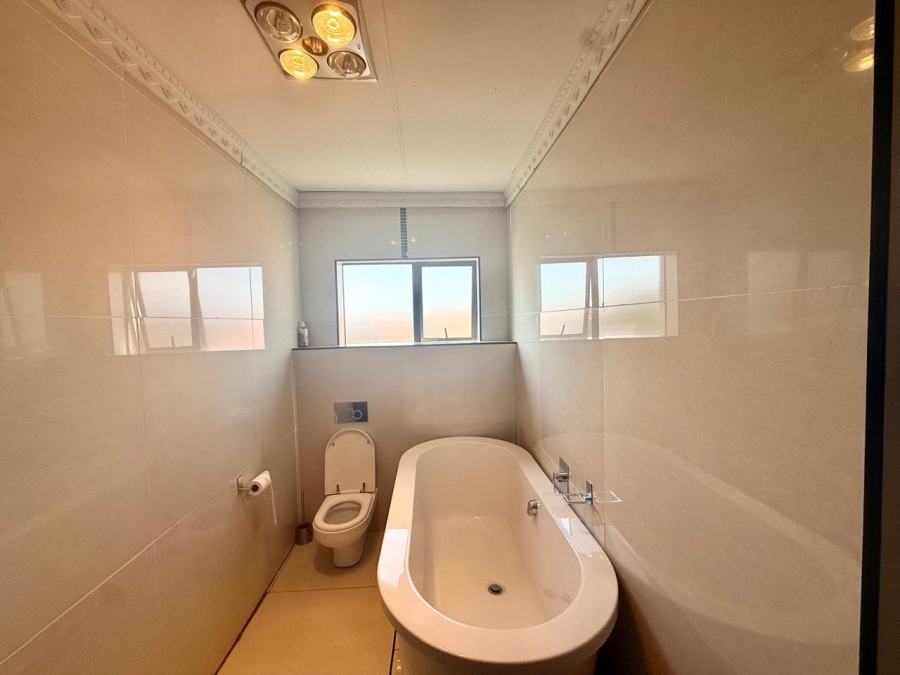 6 Bedroom Property for Sale in Waterberry Country Estate Limpopo