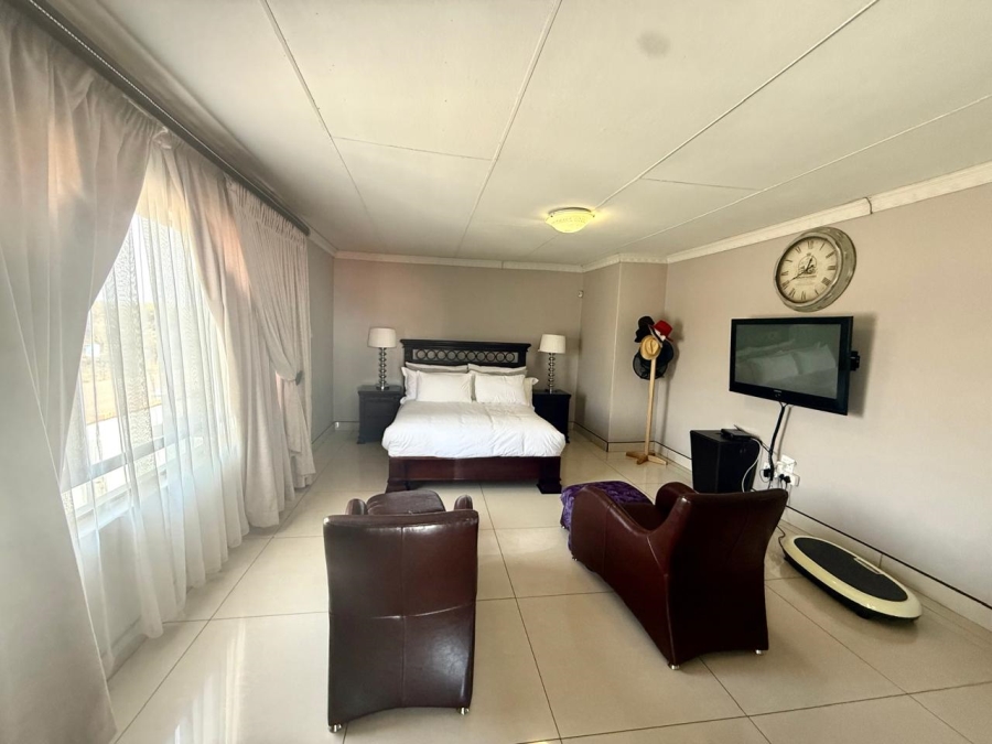 6 Bedroom Property for Sale in Waterberry Country Estate Limpopo