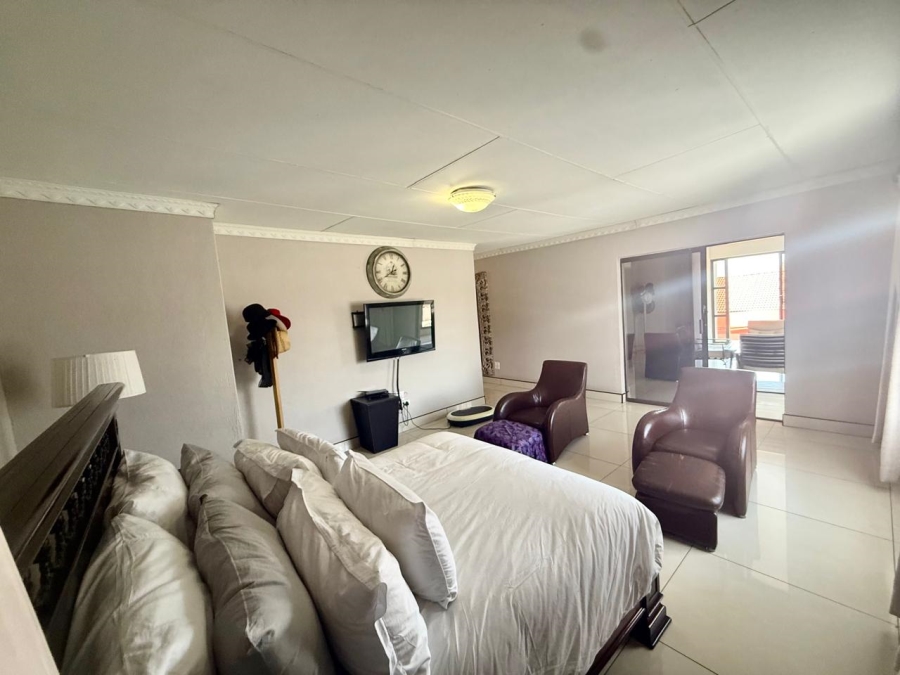 6 Bedroom Property for Sale in Waterberry Country Estate Limpopo
