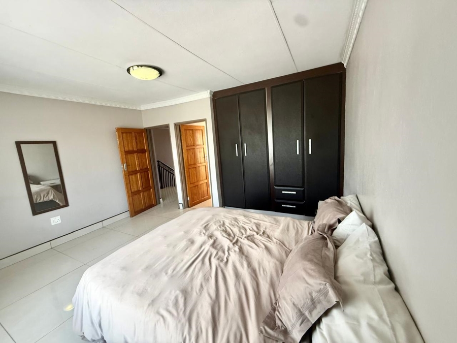 6 Bedroom Property for Sale in Waterberry Country Estate Limpopo