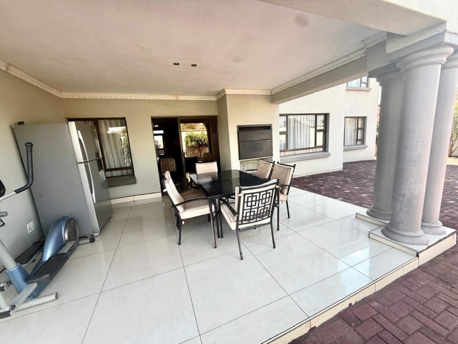 6 Bedroom Property for Sale in Waterberry Country Estate Limpopo